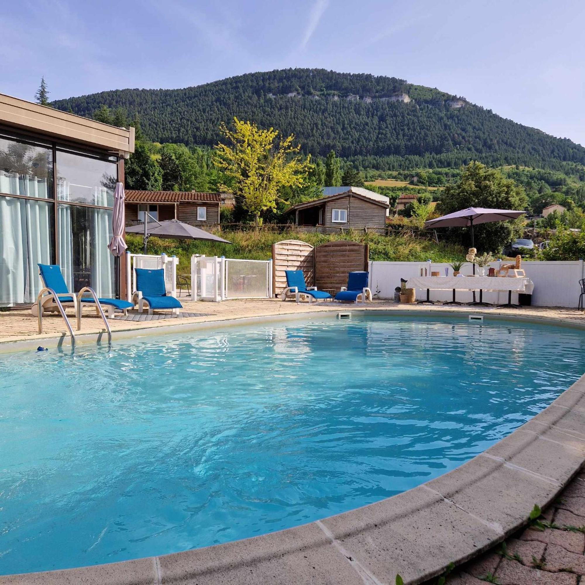 Tempo Hotel Millau Exteriör bild